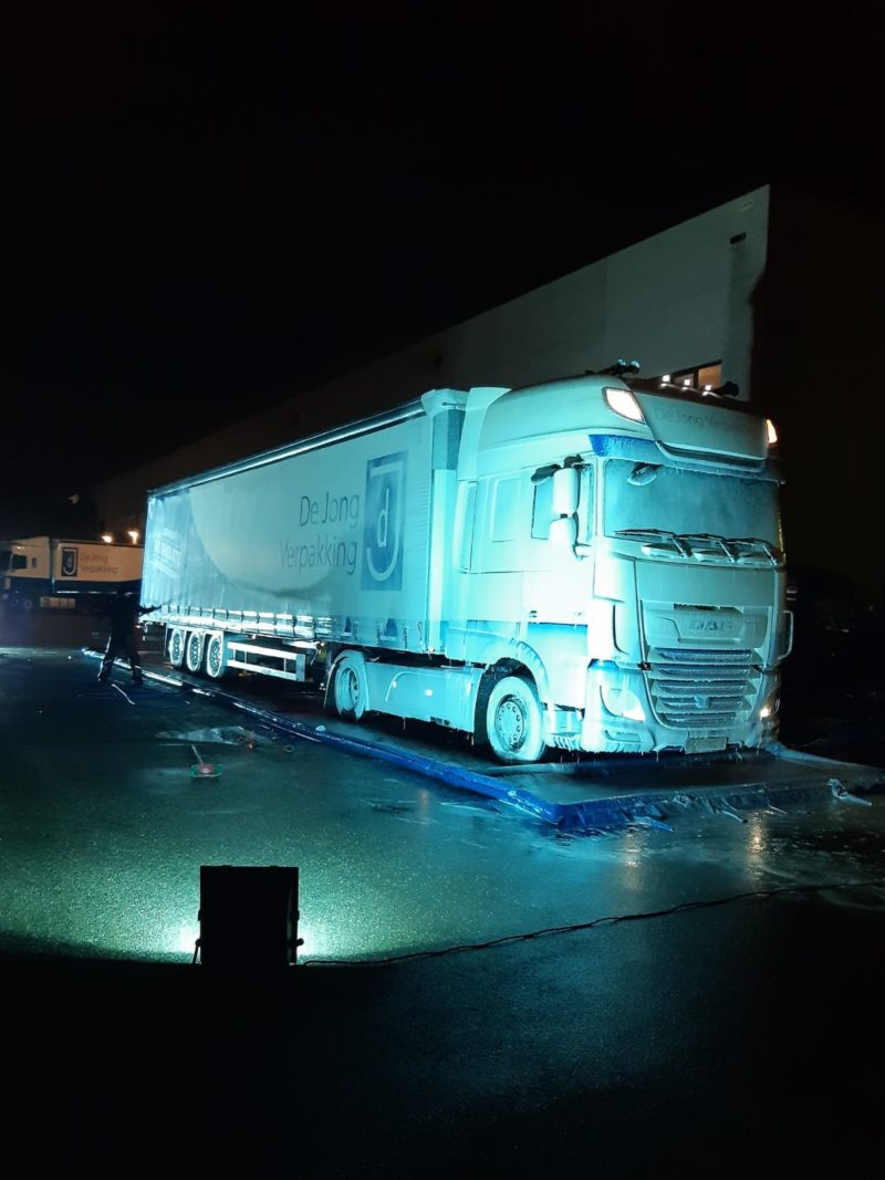 Washing trucks